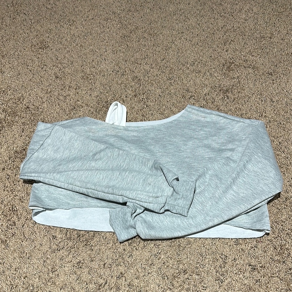 SHEIN Gray Long Sleeve Off The Shoulder Crop Top